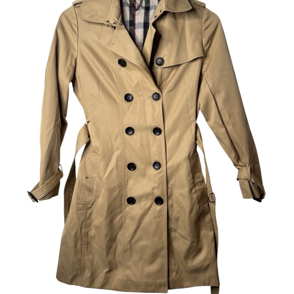 Elegant Tan Double-Breasted Trench Coat